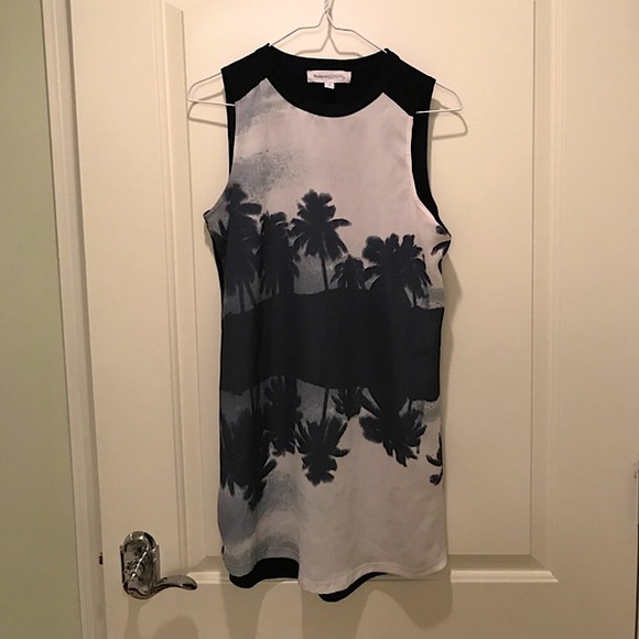 Finders Keepers Palm Tree Mini Shift Dress - Picture 2 of 5